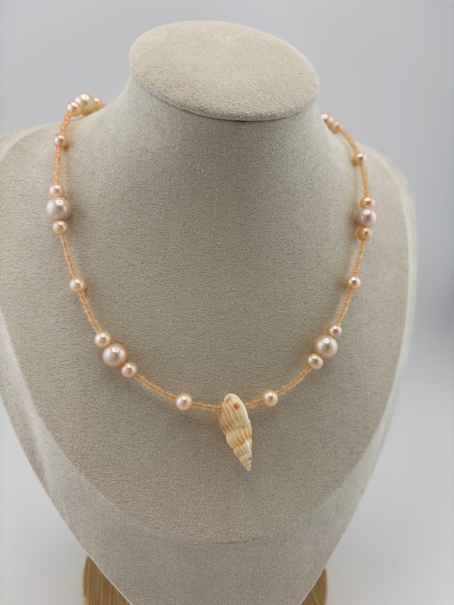 Mermaid Pearls Choker